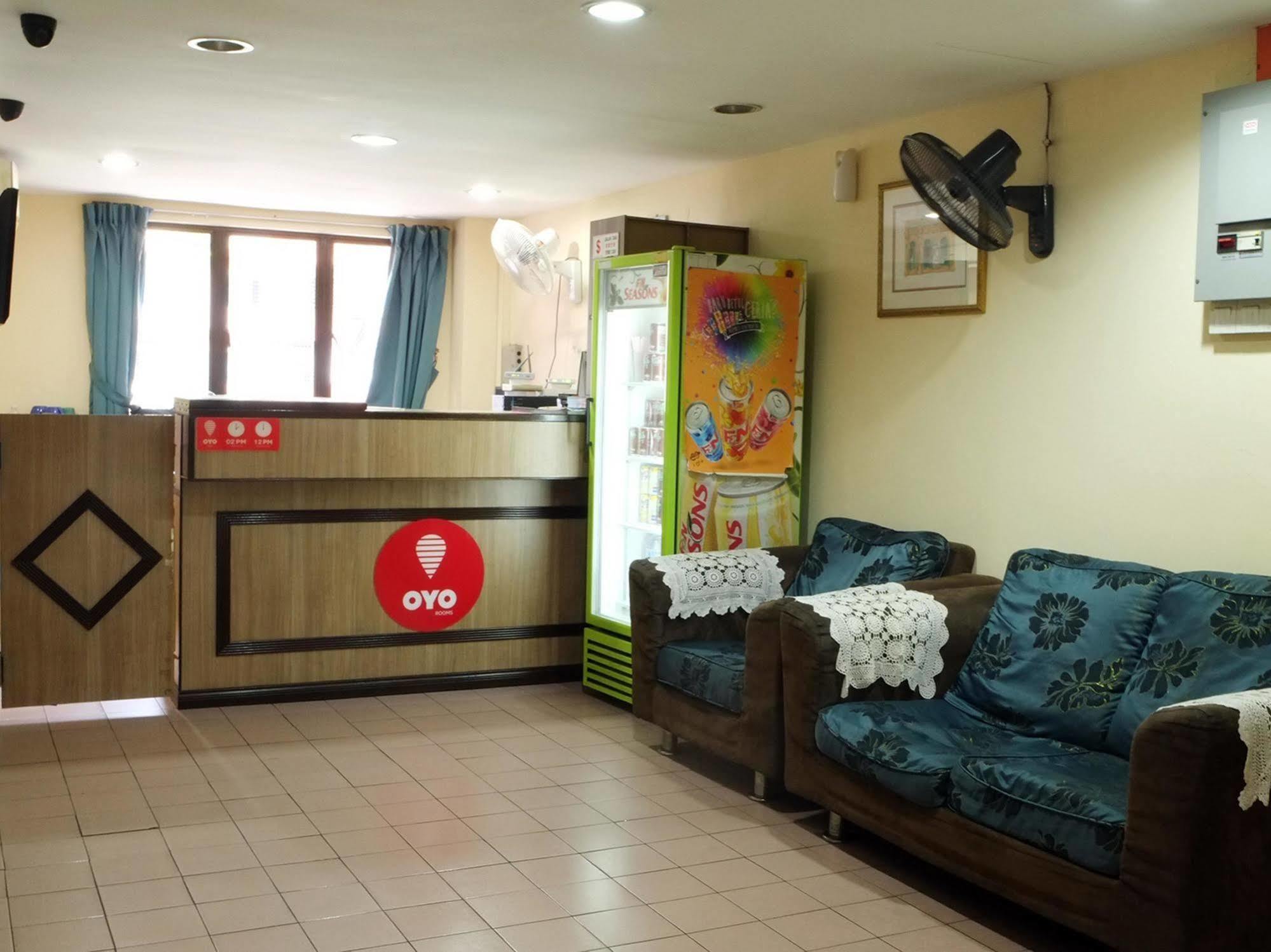 קואלה לומפור Hotel Surya Palace מראה חיצוני תמונה